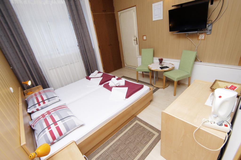 Apartment House Lalita 弗济内 客房 照片